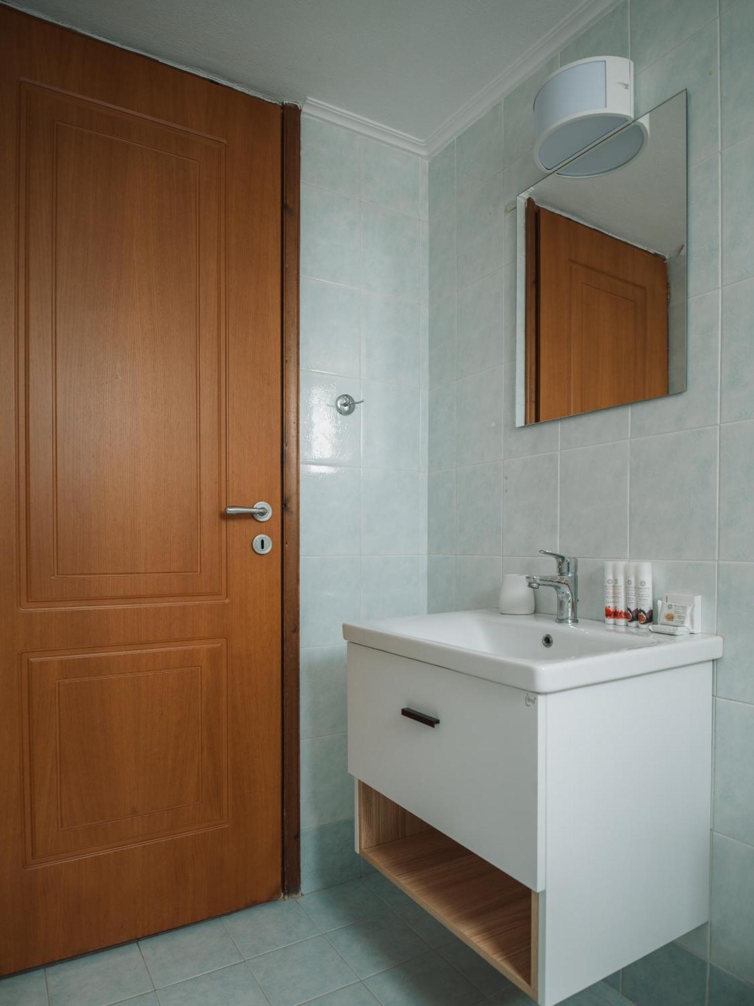 Giosifaki Hotel Vari  Bagian luar foto